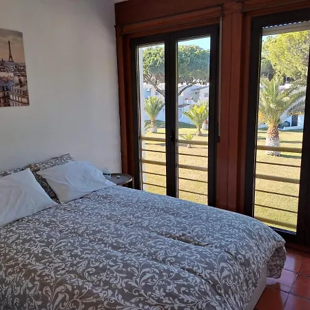 Spacious 3 Bedroom In Aldeia Das Acoteias, Albufeira * Olhos de Agua (Albufeira)