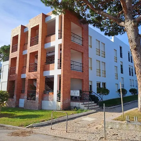 Spacious 3 Bedroom In Aldeia Das Acoteias, Albufeira *