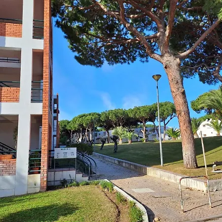 Spacious 3 Bedroom In Aldeia Das Acoteias, Albufeira